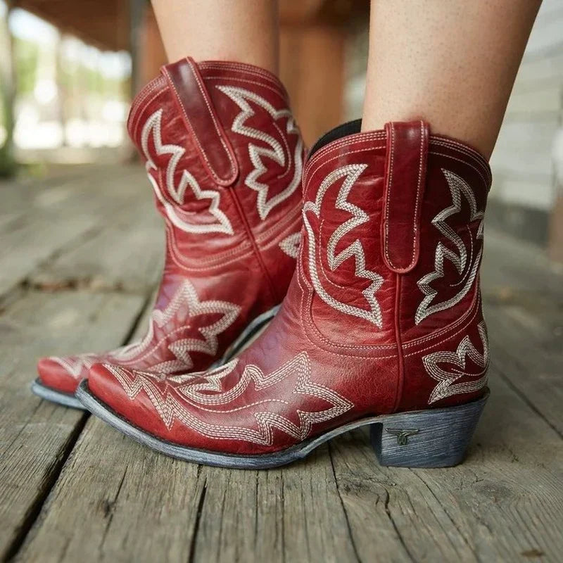 Street-Wave Embroidered Leather Cowboy Boots For Women Durable Comfortable Western Style
