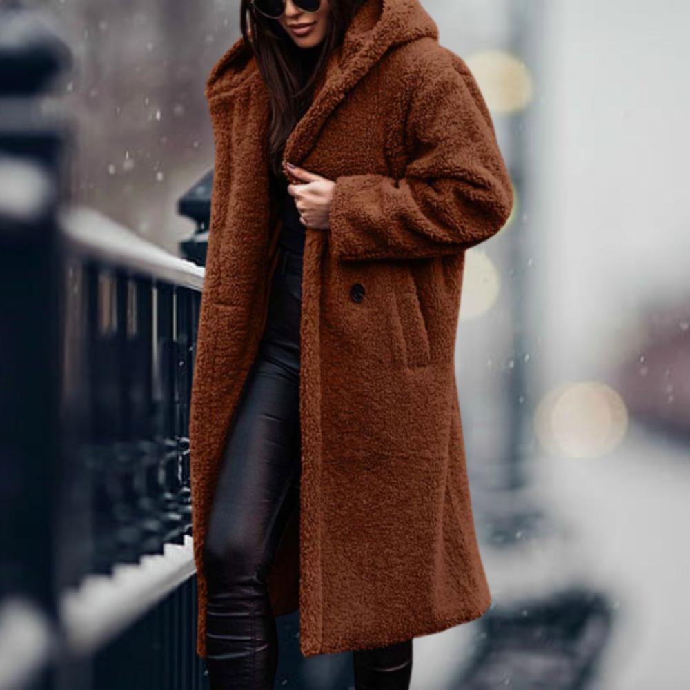 Street-Wave Faux Fur Hooded Jacket For Women Cozy Warmth With Front Zip And Practical Pockets