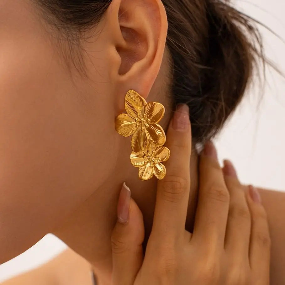 Street Wave Autumn Oversized Floral Earrings For Women Bold Gold Tone