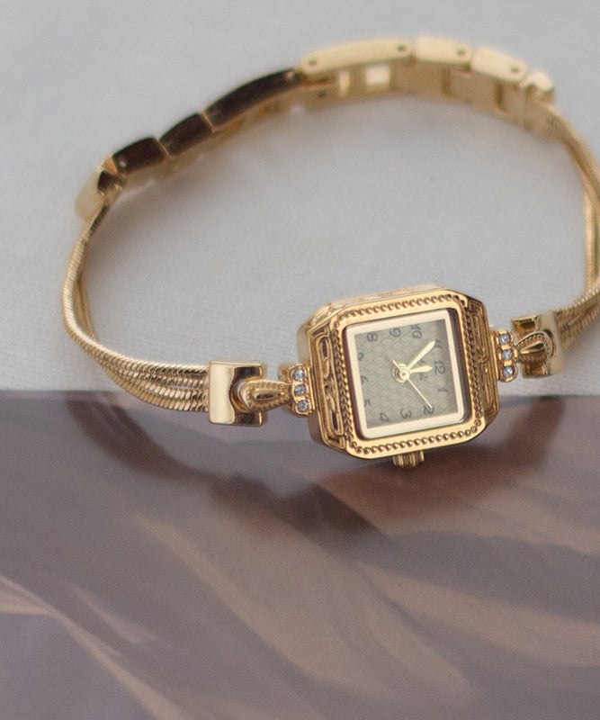Montres carrées Vogue en acier inoxydable doré avec chaîne en zircon - Street-Wave
