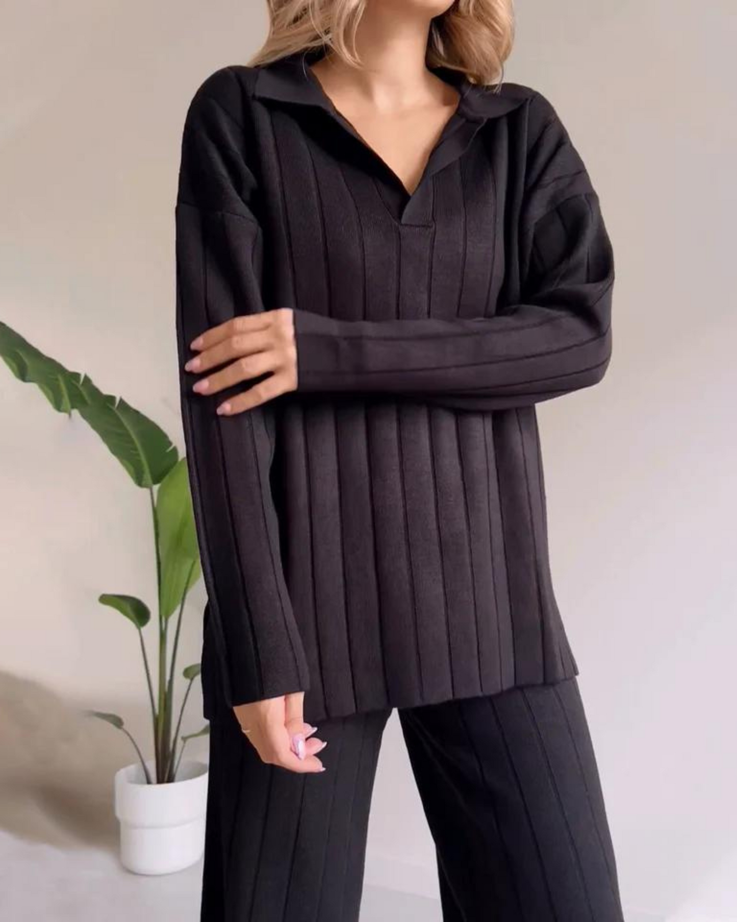 Street-Wave Pinstripe Jacquard Two-Piece Set For Women, Effortless Elegance And Comfort