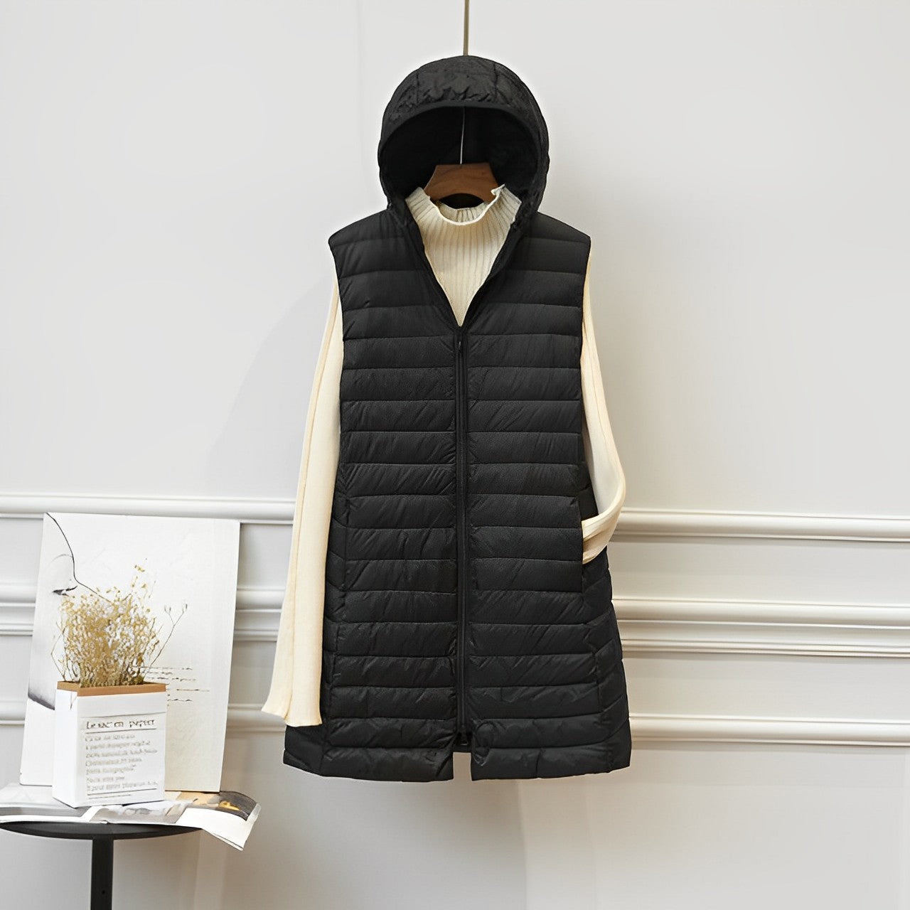 Street-wave Sleeveless Long Puffer Coat For Women With Light Down Filler For Warm Winter Comfort