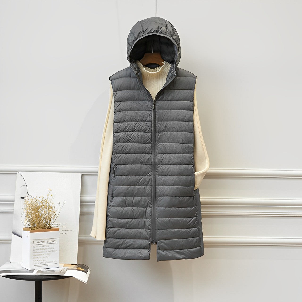 Street-wave Sleeveless Long Puffer Coat For Women With Light Down Filler For Warm Winter Comfort