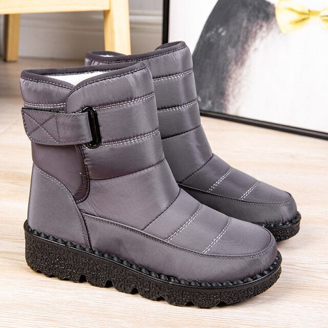 Streetwave Wide Fit Winter Boots For Everyday Wear With Cushioned Comfort And Rugged Sole