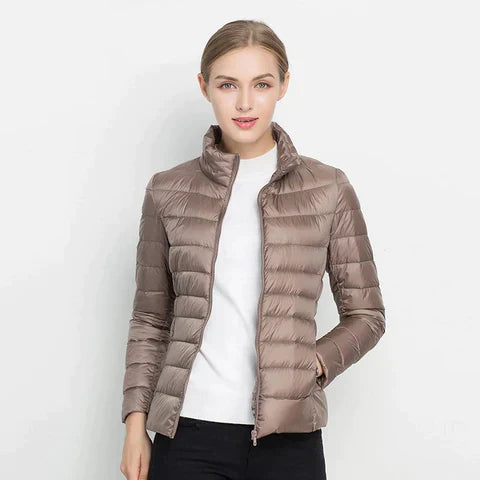 Street Wave Down Jacket Women Ultralight Warmth Sleek Modern Style for Everyday Essential