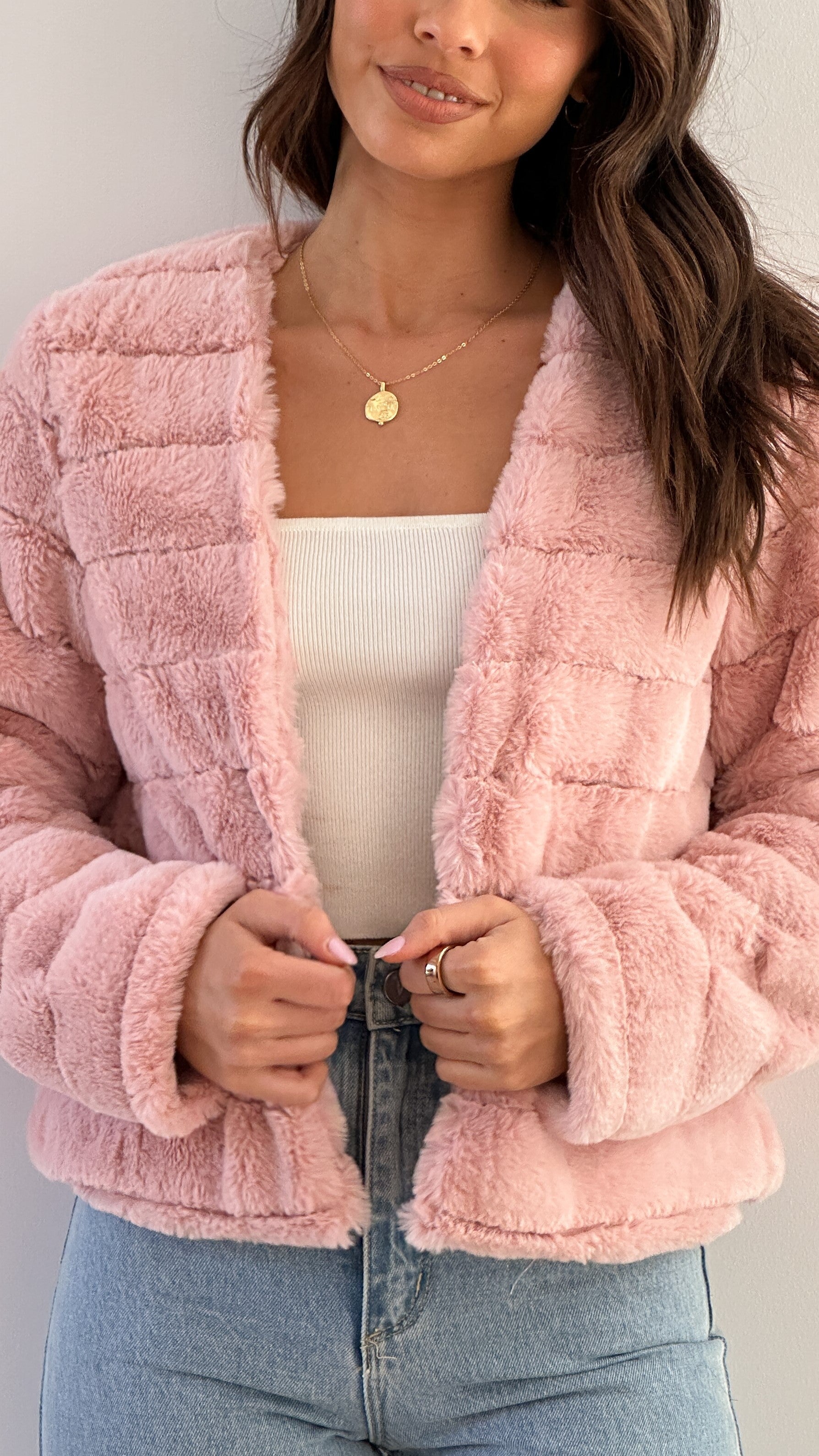 Bella Chic Faux Fur Evening Jacket For Women Street Wave
