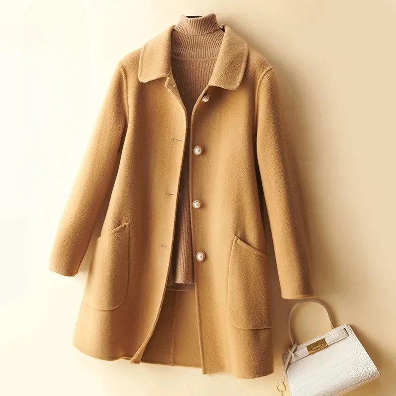 Street-Wave Hayle Wool Coat For Women With Double-Faced Warmth And Pearlescent Buttons For Timeless Urban Style