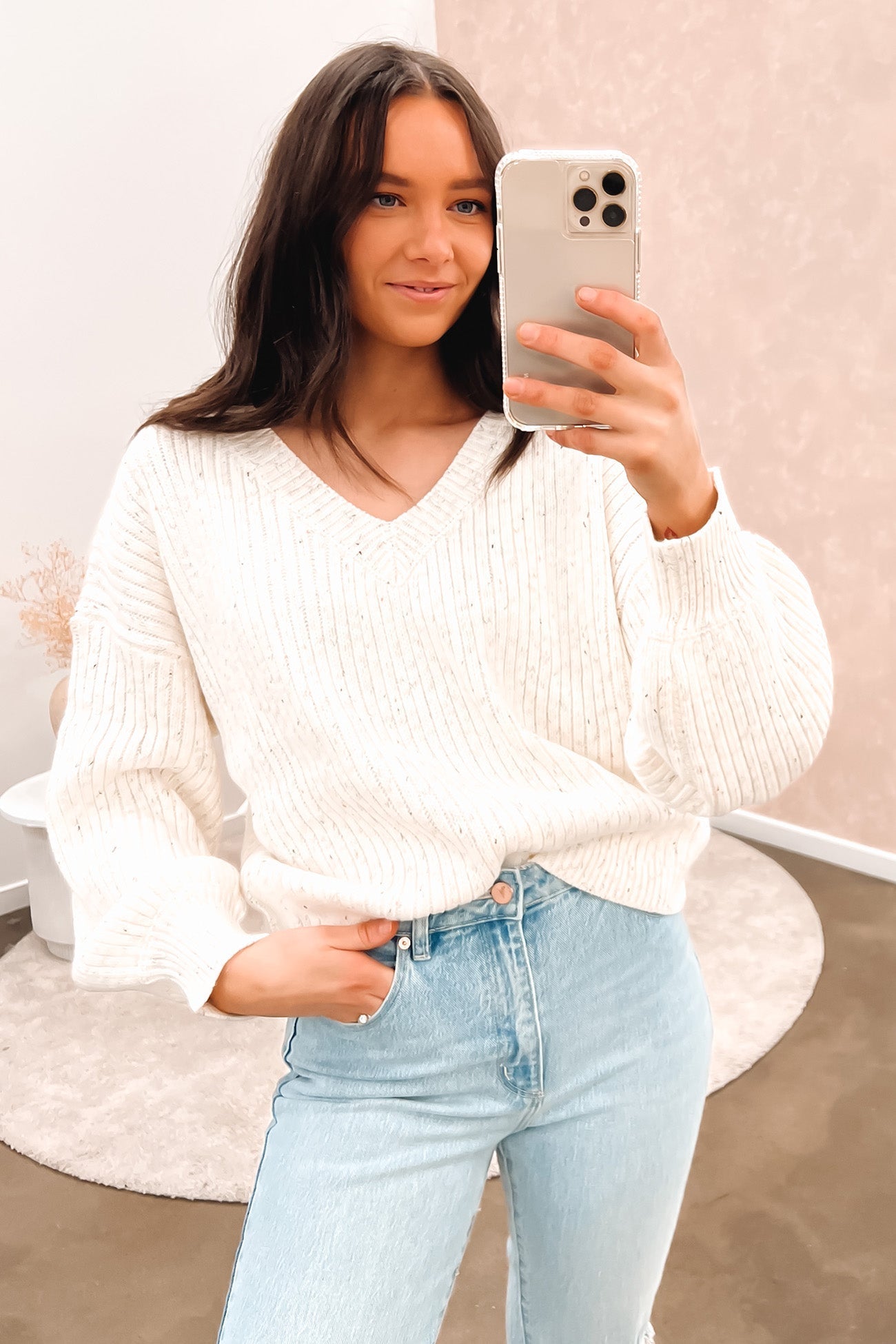 Street-Wave V-Neck Knit Sweater With Elegant Comfort And Speckled Pattern For Fashion-Forward Women