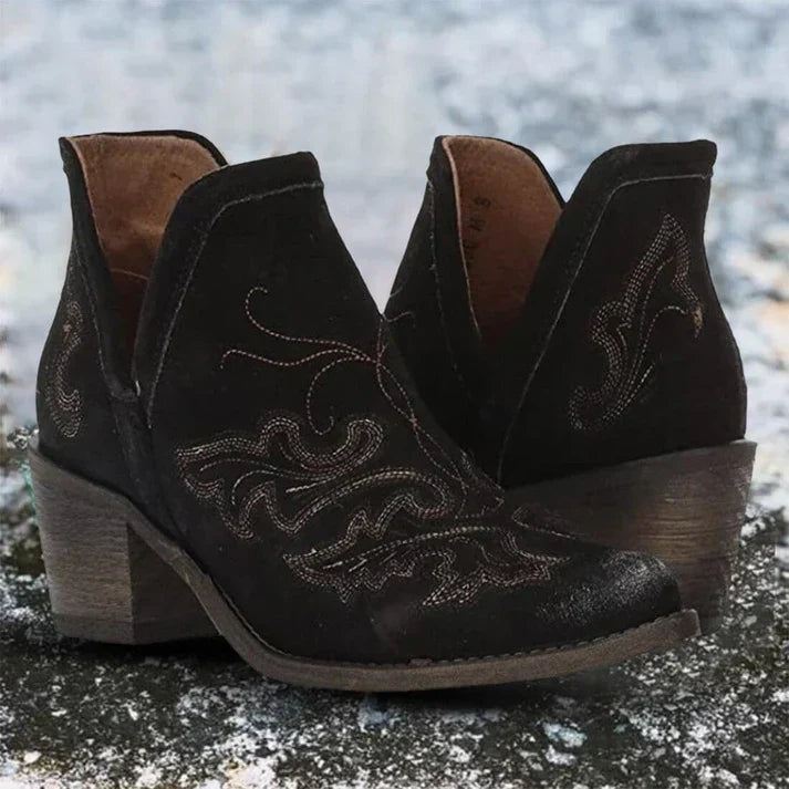 Street Wave Cowgirl Ankle Boots With High Heel And Pointed Toe For Fashionable Women