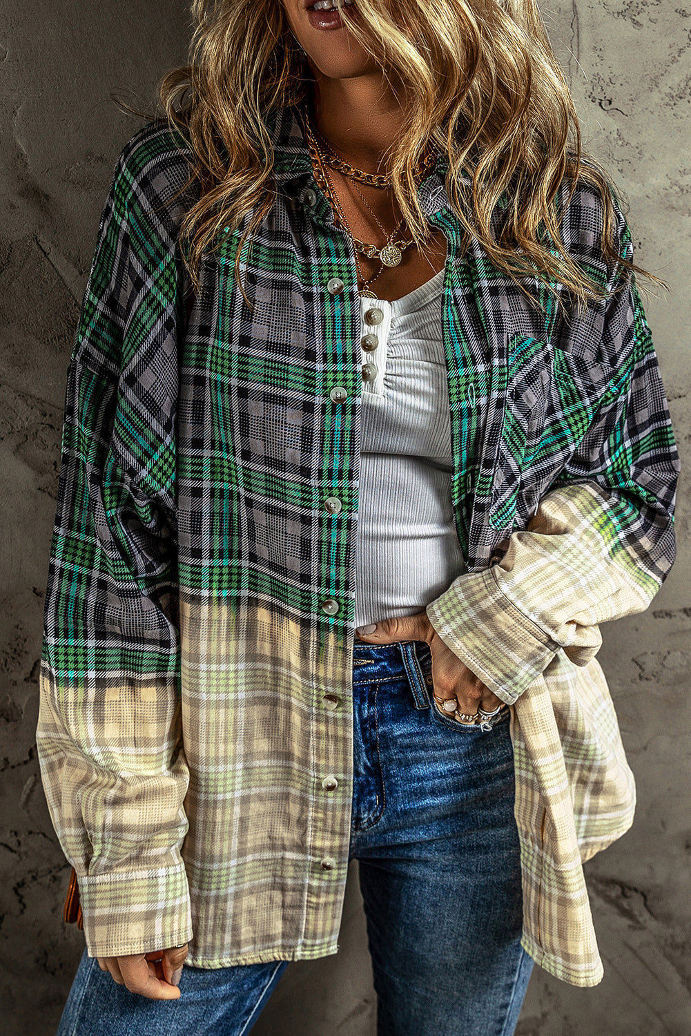 Street-Wave Patchwork Cam Jacket For Women Timeless Comfort Checkered Cotton Blend Trendy Statement