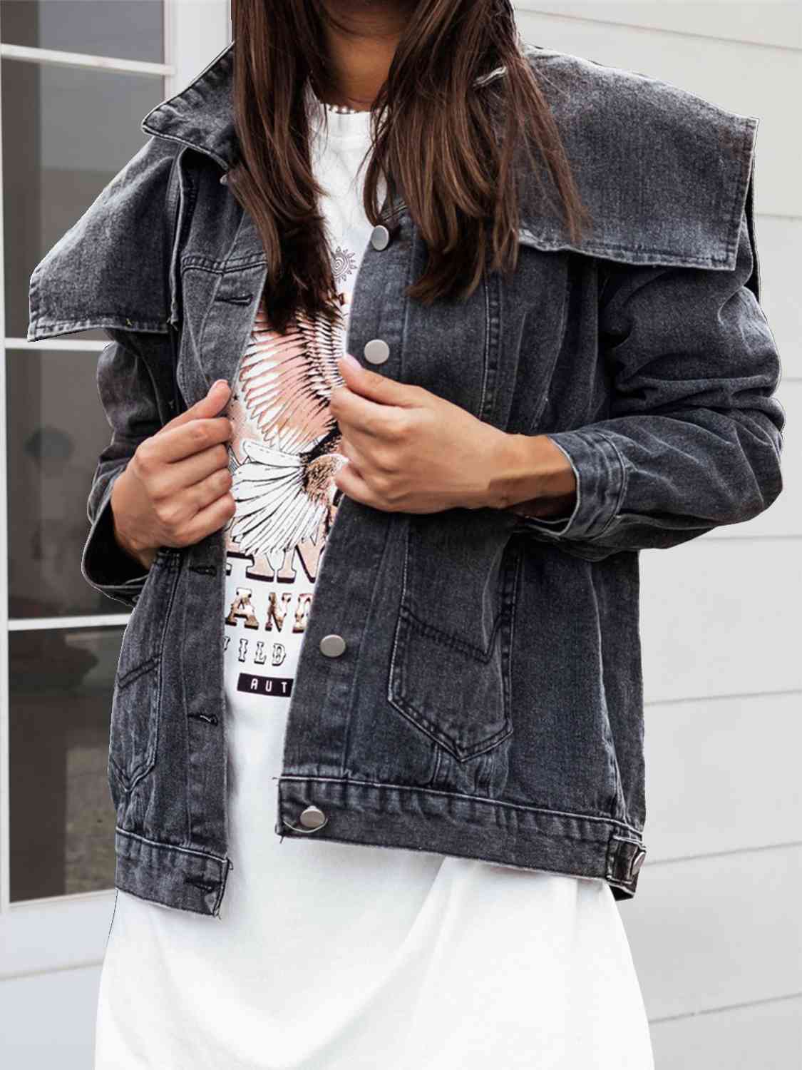 Streetwave Women Denim Jacket With Button Closure And Stretch Fabric For Everyday Streetwear