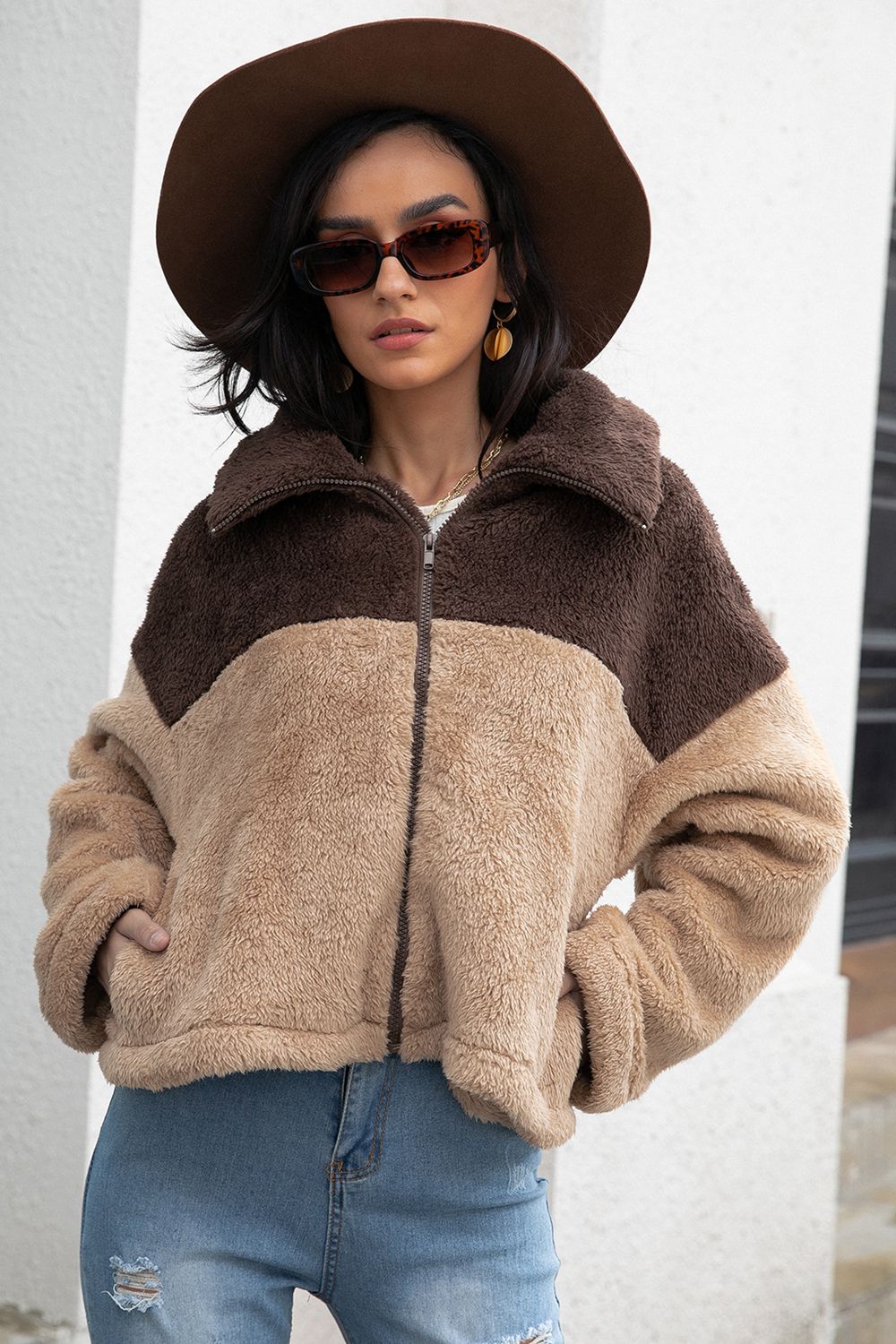 Street-wave Two Tone Fleece Jacket With Collar For Women Soft Plush Interior Pockets