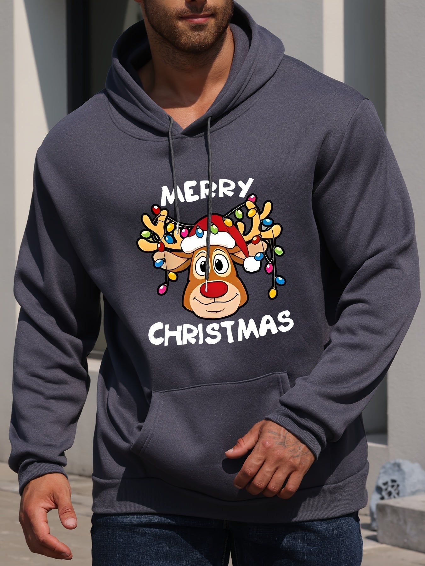 Street-Wave Christmas Hoodie With Reindeer Print Polyester Cozy Festive Design For Holiday Shoppers
