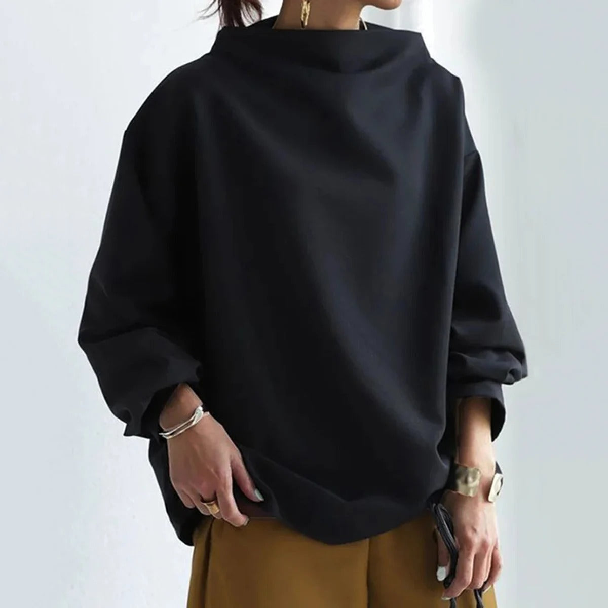 Street-Wave Womens Elegant Oversized Long Sleeve Pullover Sweater For Modern Fashion Lovers