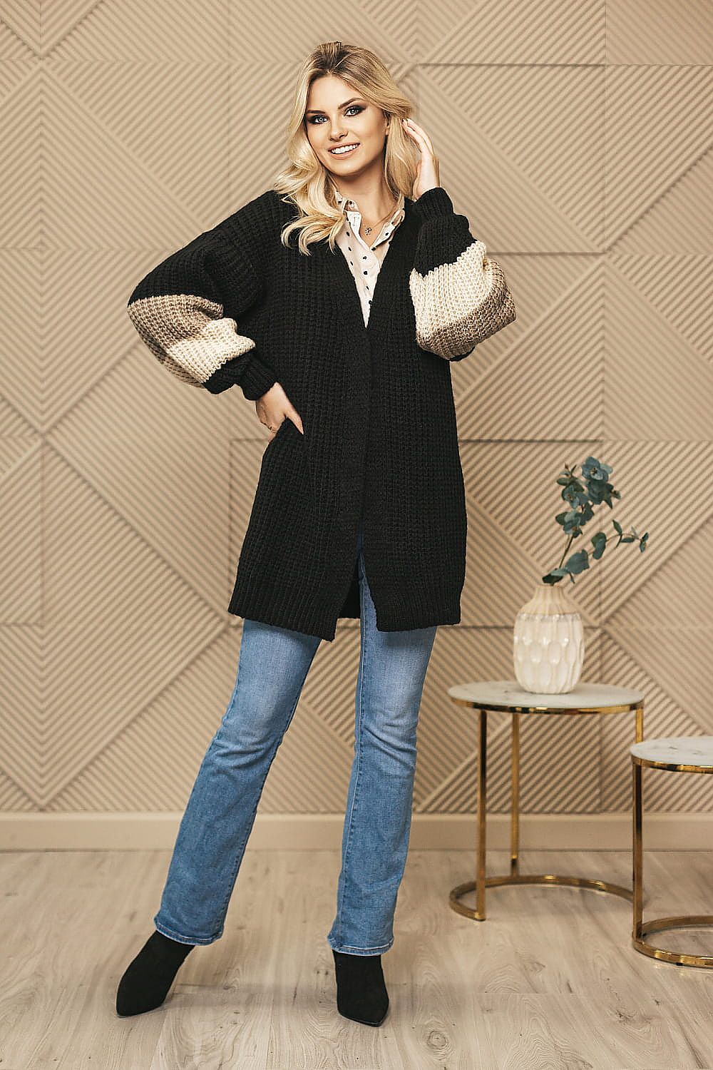 Street-Wave Knit Cardigan Soft And Elegant With Contrast Sleeves For Women Cozy Everyday Layering