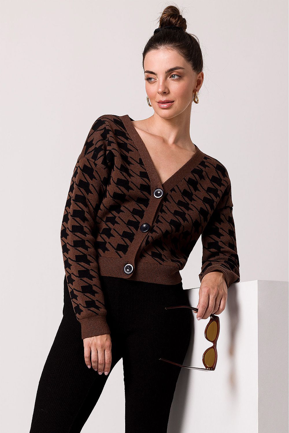 Street-Wave Womens Houndstooth Cardigan Soft Knit Timeless Pattern Effortless Style
