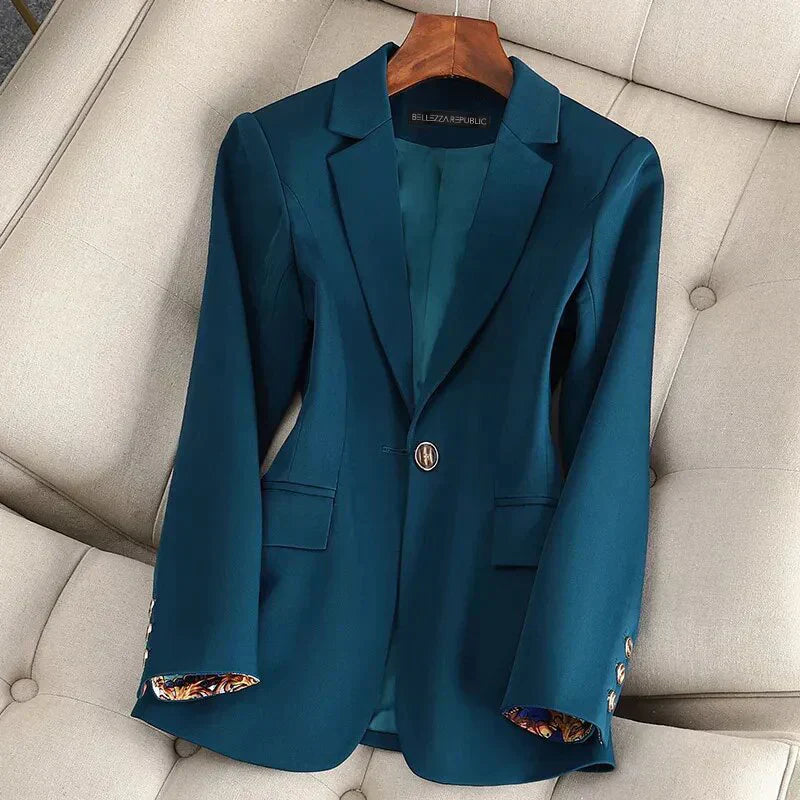 Street-Wave Women’s Beige Blazer - Elegant Tailored Jacket for Everyday Chic and Confidence