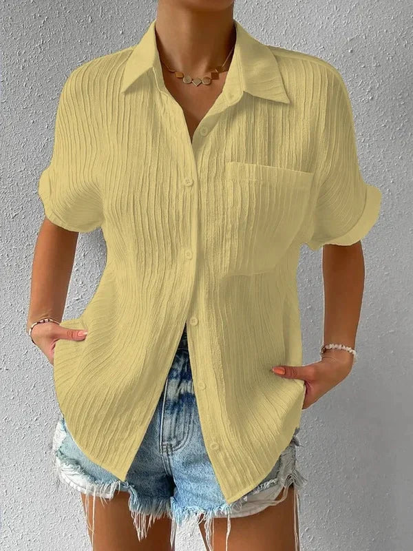 Women's Shirt - Relaxed Fit - Button Closure - Short-Sleeved Light and Breathable