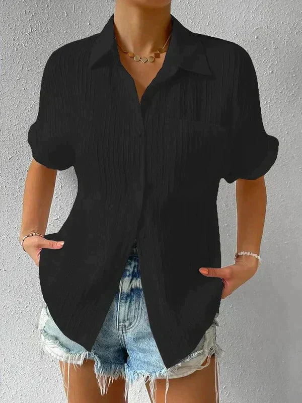 Women's Shirt - Relaxed Fit - Button Closure - Short-Sleeved Light and Breathable