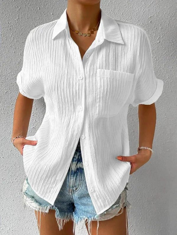 Women's Shirt - Relaxed Fit - Button Closure - Short-Sleeved Light and Breathable