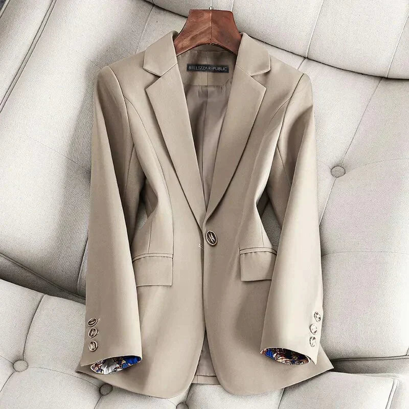 Street-Wave Women’s Beige Blazer - Elegant Tailored Jacket for Everyday Chic and Confidence