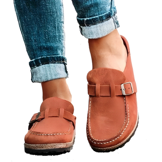 Street Wave Buckle Slippers For Men And Women With Cushioned Insole All Day Comfort Premium Moccasin Style