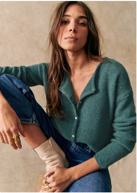 Street-Wave Womens Cardigan With V-Neck And Button Placket Lightweight Soft Effortless Chic