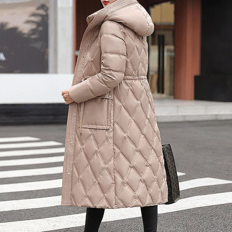 Street-Wave Long Quilted Puffer Coat For Women Insulated Hooded Winter Coat With Drawstring Waist And Large Pockets