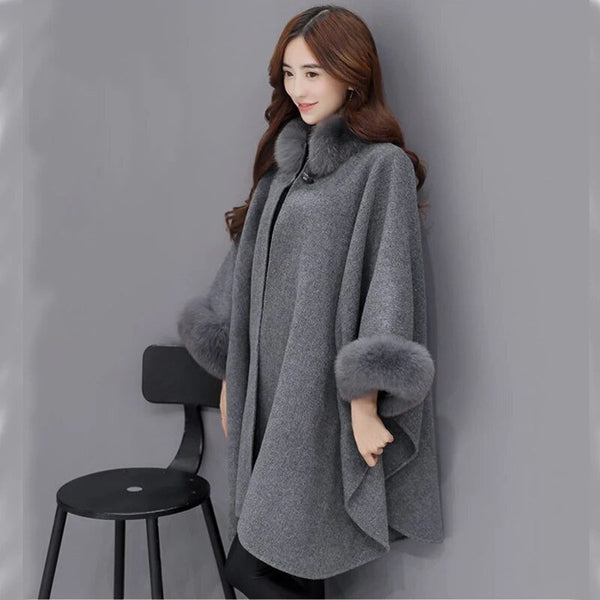 Street-Wave Padded Hooded Jacket for Women With Zip and Fur Trim for Winter Warmth