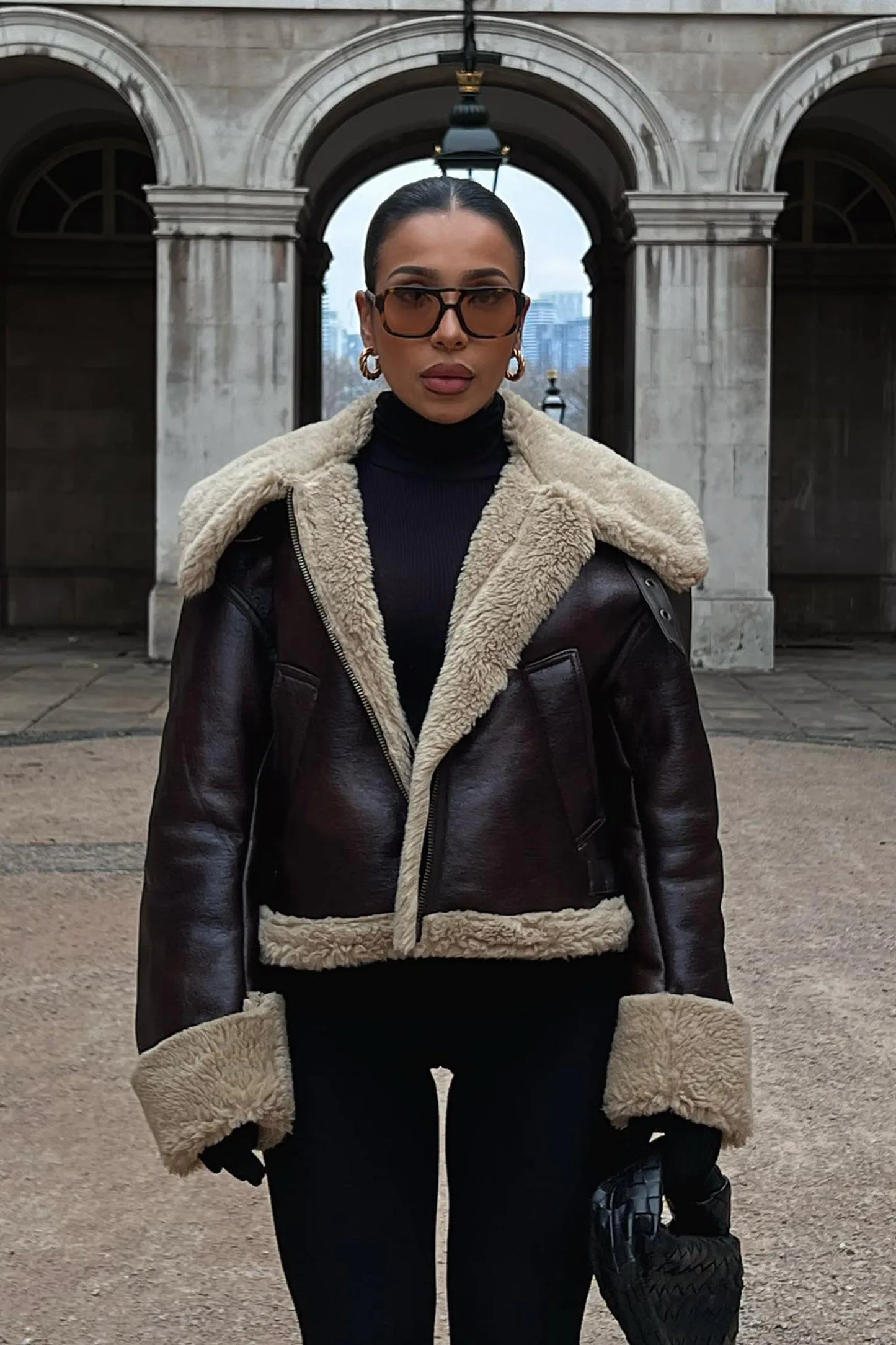 Street-Wave Faux Leather Shearling Jacket Oversized Fit for Women Warm FleeceLined Comfort Urban Style