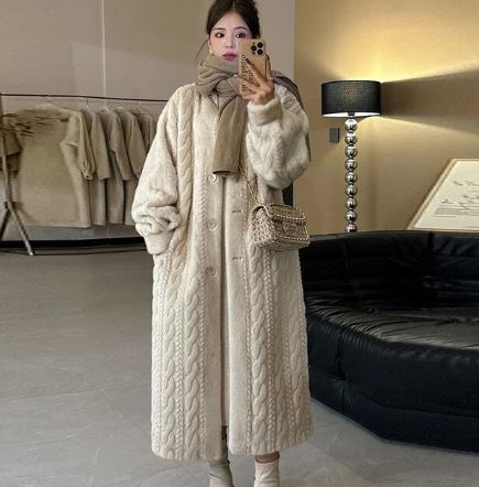 Street-wave Thick Faux Fur Coat Waterproof Winter Jacket For Outdoor Fashion Lovers