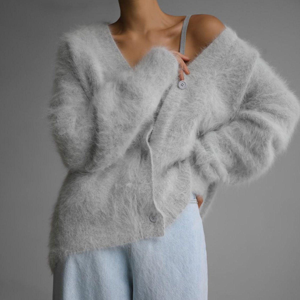 Street-Wave Womens Cozy Loose-Fit Cardigan With Elegant Silhouette And Soft Fluffy Knit