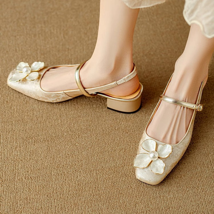 Women's Floral Pumps with Block Heel and Jacquard Strap