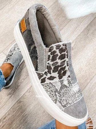 Women's Slip-On Shoes with Supportive Insole and Easy Fit