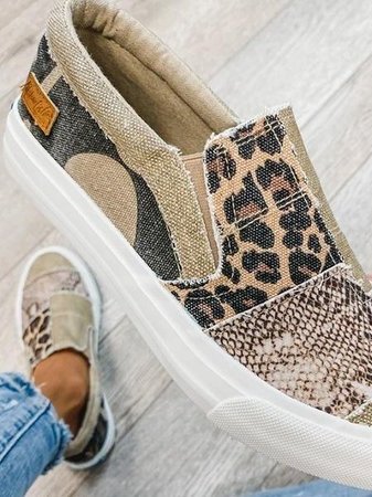 Women's Slip-On Shoes with Cushioned Insole and Easy Fit