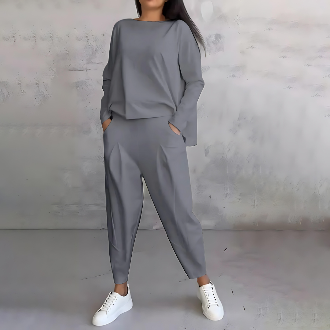 StreetWave Loose Fit Top and Pants Women Effortless Comfort