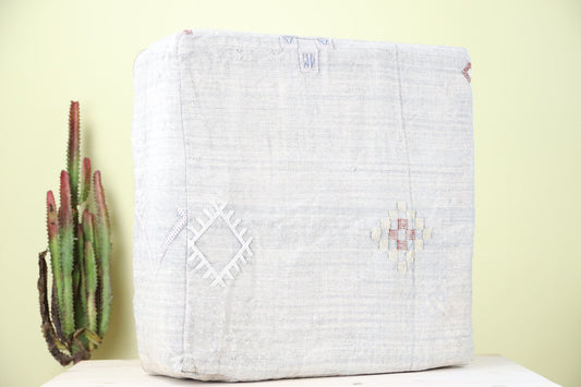 Righ Moroccan Pouf - Street-Wave