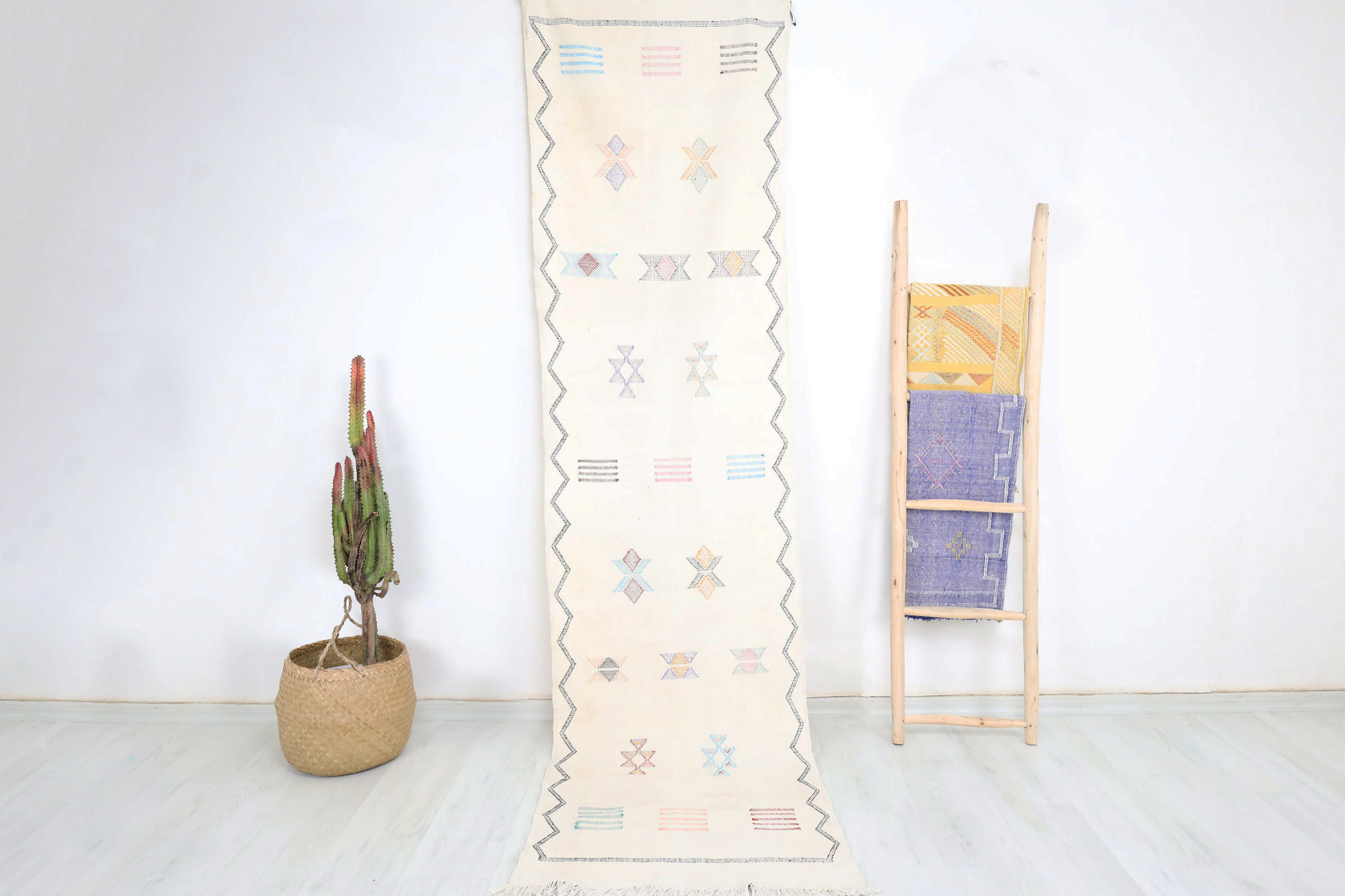 Fadma Cactus Silk Rug 2'3" X 8'8" - Street-Wave