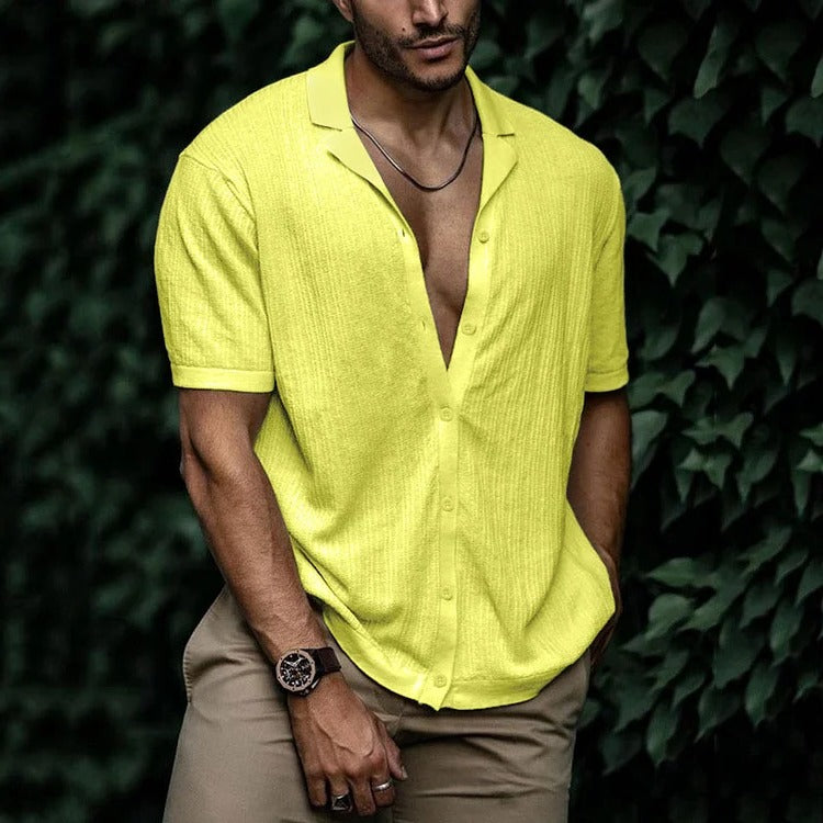 Street-Wave Men's Summer Shirt Lightweight Short Sleeve Button Down With Classic Casual Styling