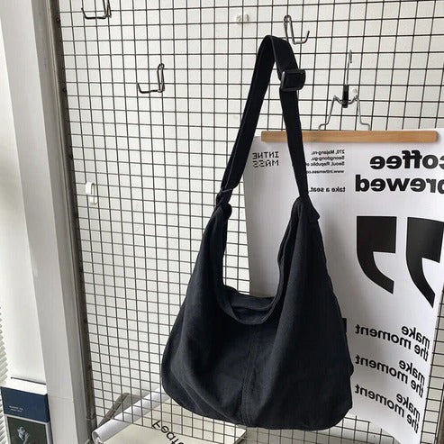 Street-Wave Women's Oversized Shoulder Bag - Ample Storage With Minimalist Design For Daily Essentials
