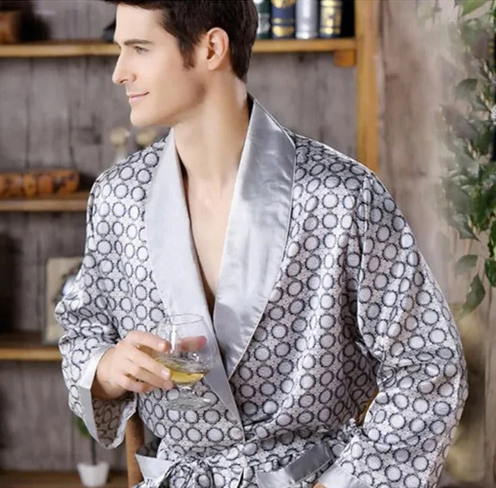Street-Wave Men's Patterned Kimono Robe - Lightweight Lounge Wear with Relaxed Fit