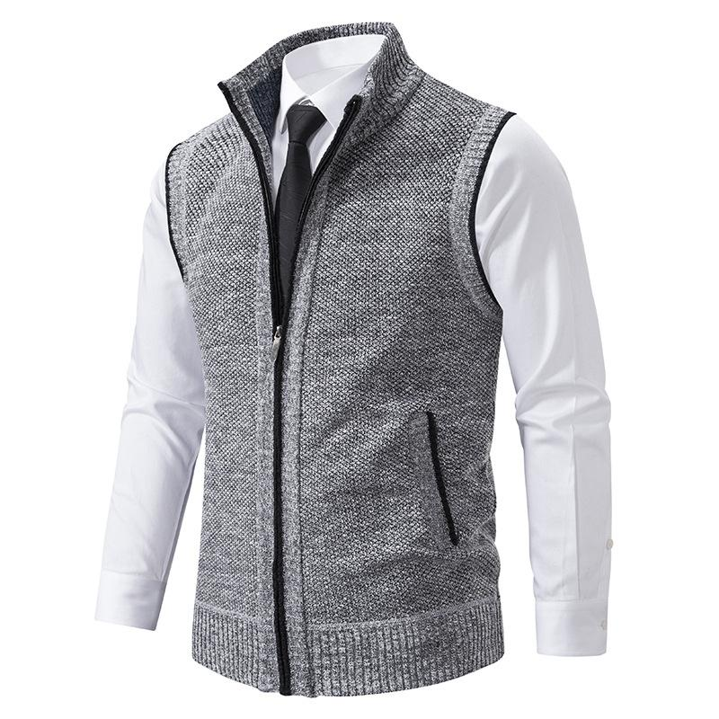Street Wave Timeless Fleece Vest For Men Warm Layering Essential For Everyday Outfit Urban Style