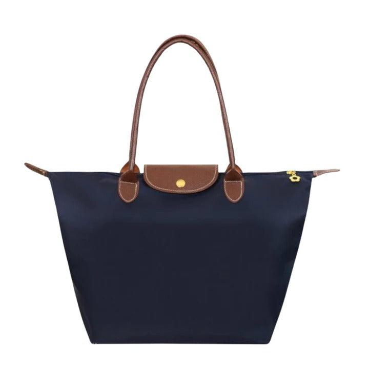 Street-Wave Shoulder Bag - Timeless Elegance With Generous Space For Everyday And Special Occasions