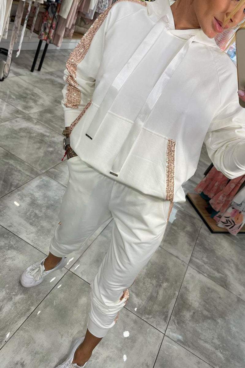 Street-wave Women's Hooded Tracksuit for Fall Cozy Style with Plush Hoodie and Jogger Set