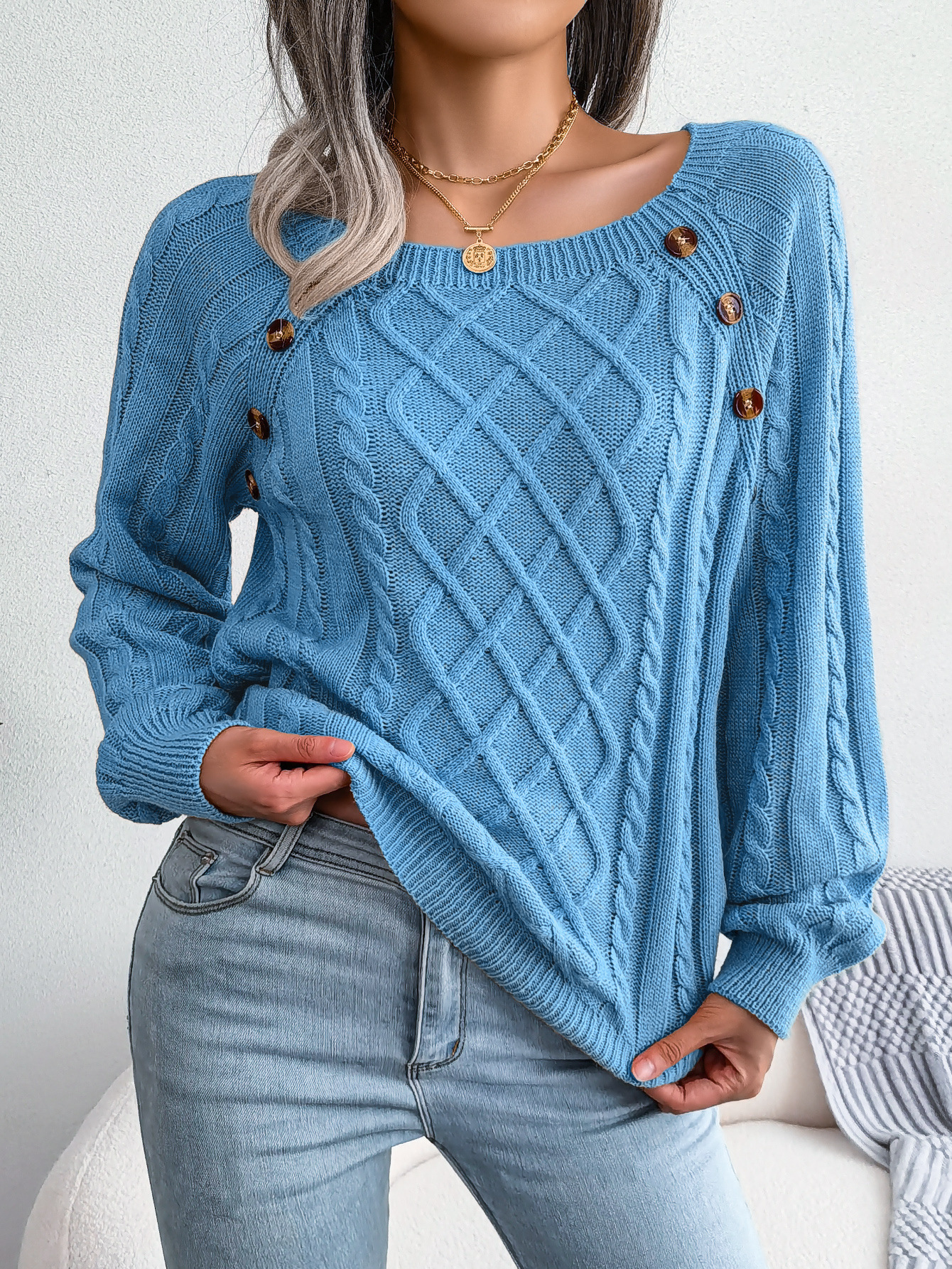 Street-wave Cozy Classic Knit Pullover For Women With Square Neck And Button Details Chic Warmth