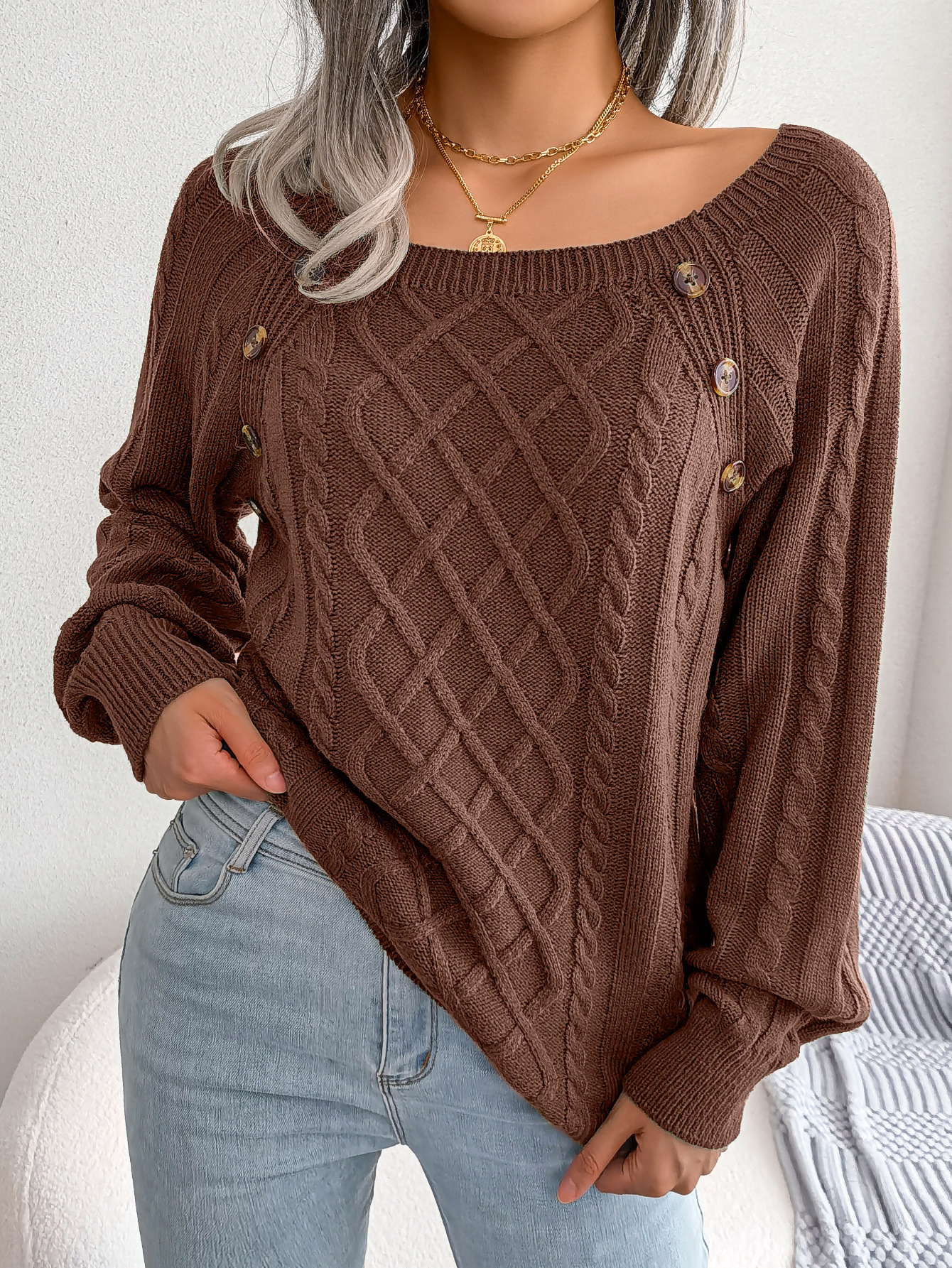 Street-wave Cozy Classic Knit Pullover For Women With Square Neck And Button Details Chic Warmth
