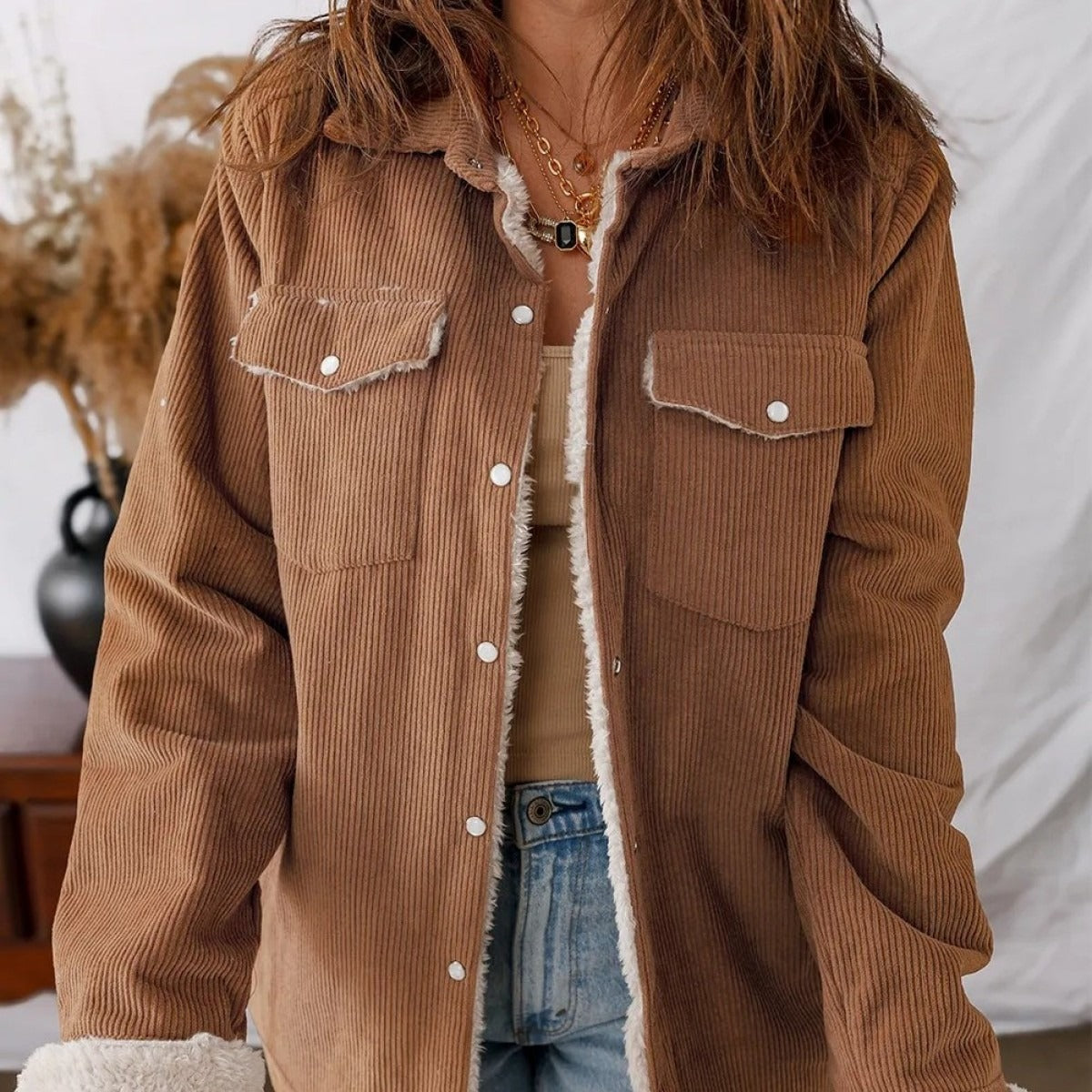 Street-Wave Corduroy Fleece-Lined Jacket Liora For Women Cozy Warmth And Style Premium Outerwear