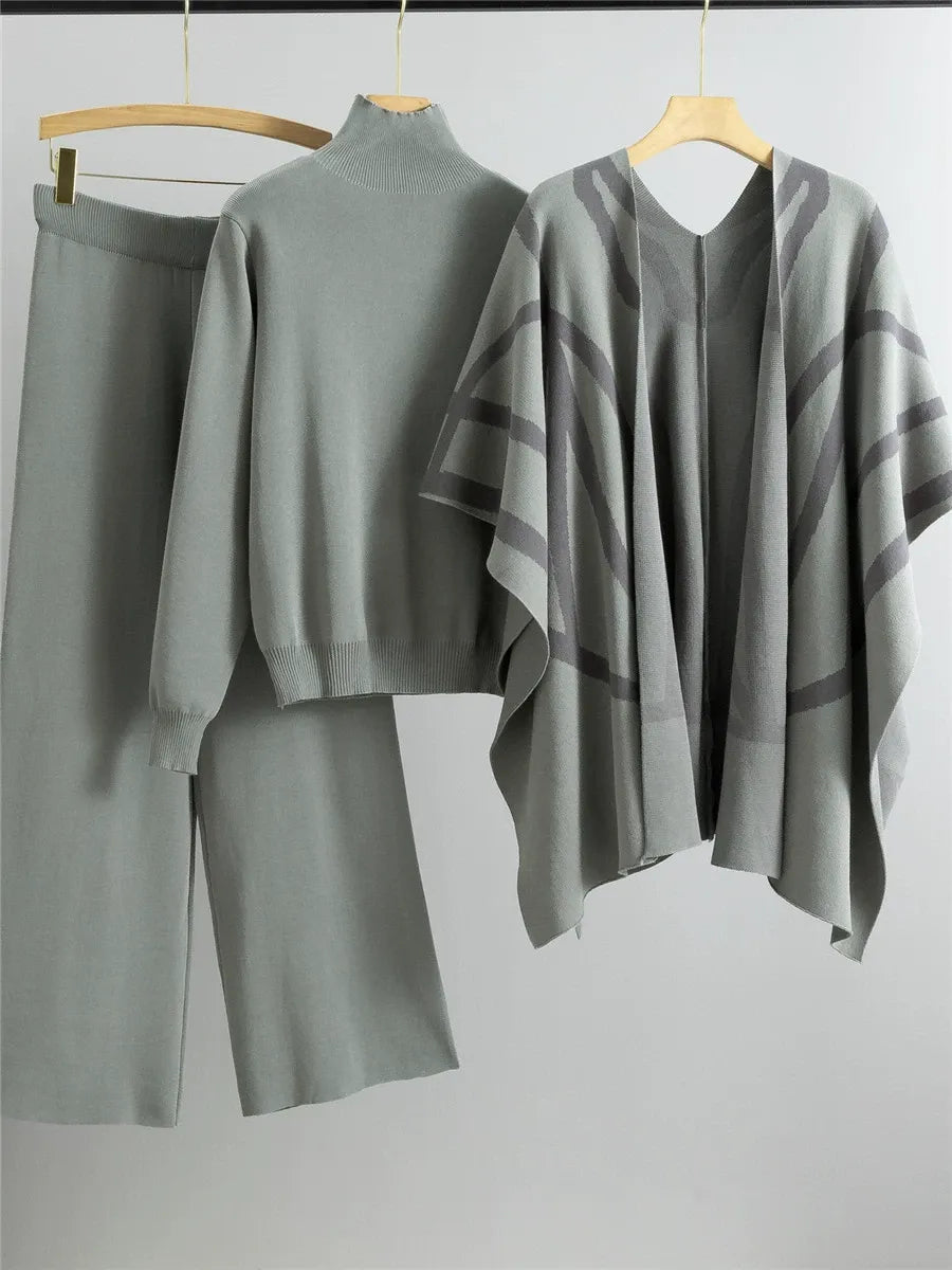 Street-Wave Women Shawl Cape Set Three-Piece Cozy Layering