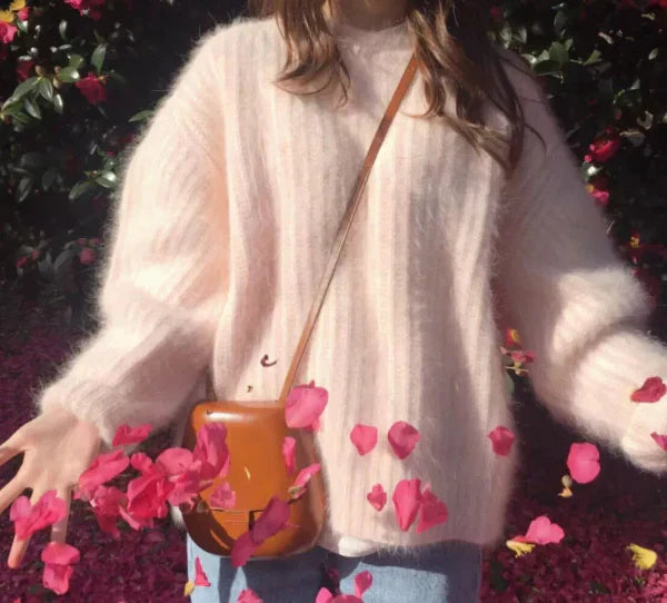 Street-wave Mohair Knit Sweater Oversized Fit For Women With Cozy Ribbed Round-Neck