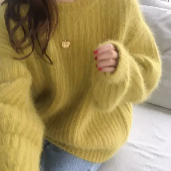 Street-wave Mohair Knit Sweater Oversized Fit For Women With Cozy Ribbed Round-Neck